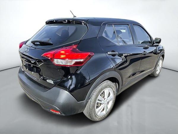 2019 Nissan Kicks S-6