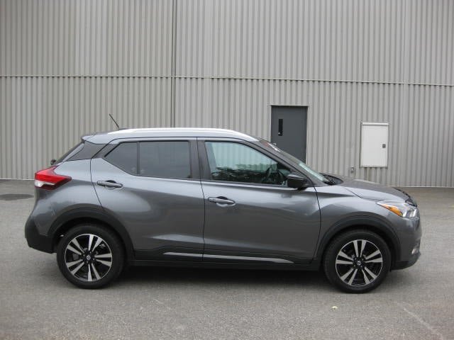 2019 Nissan Kicks SR-5