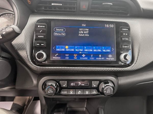 Nissan Kicks SV 2021-20