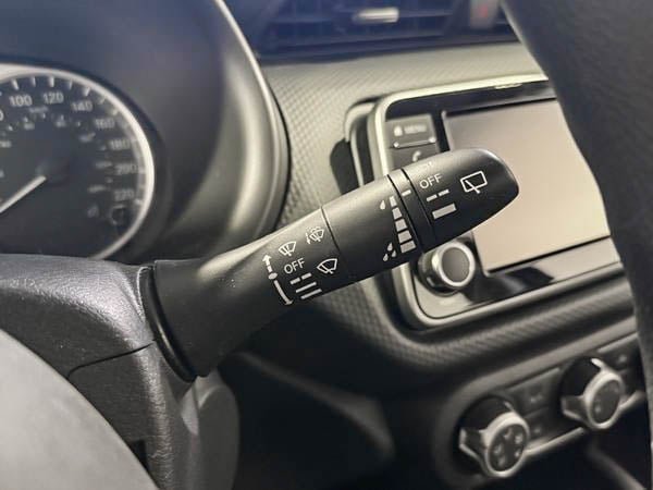 Nissan Kicks S 2021-17