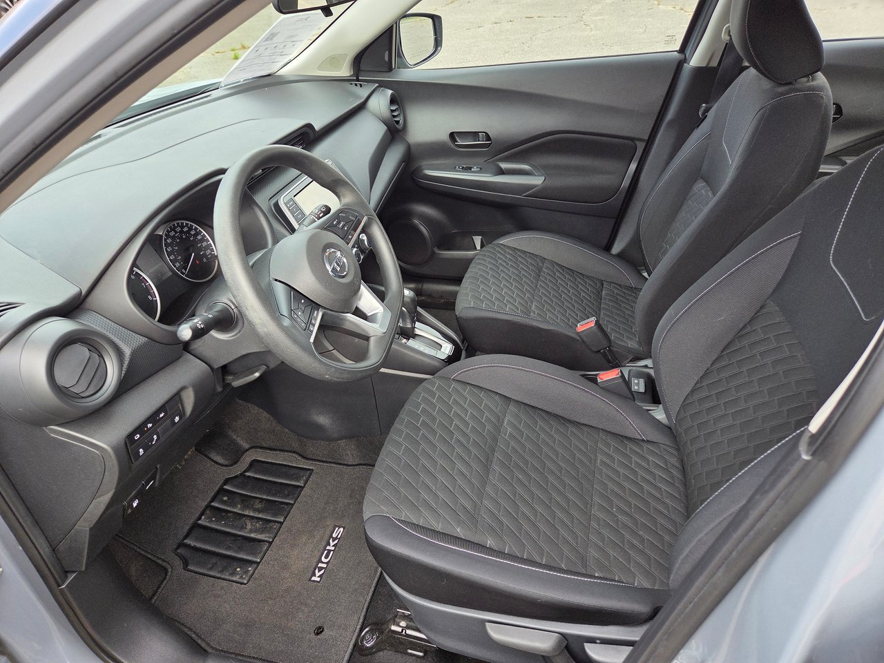 2021 Nissan Kicks S-11
