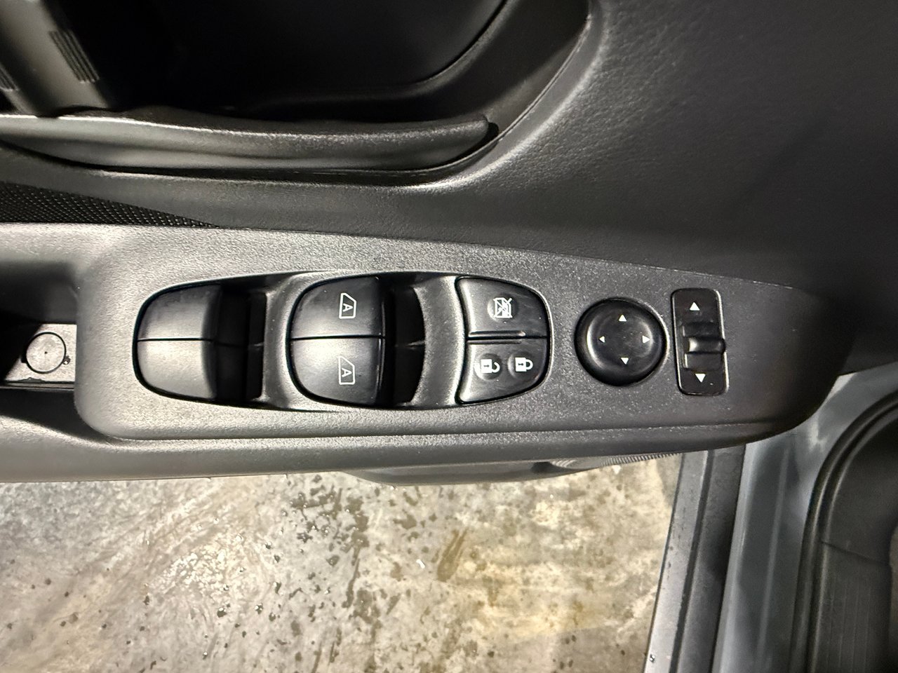 Nissan Kicks S 2021-11