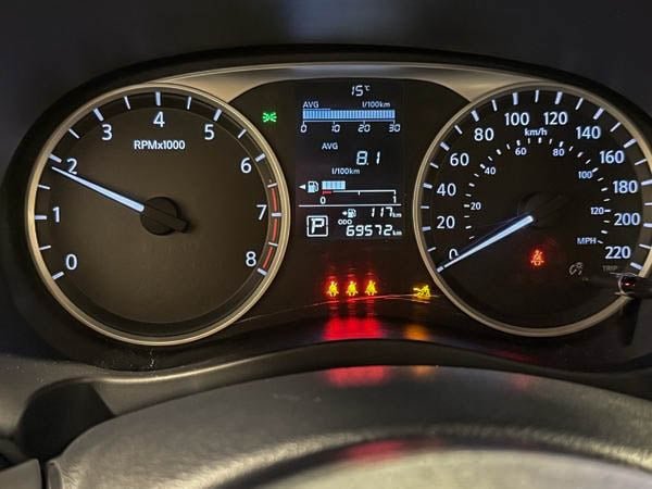Nissan Kicks S 2023-18