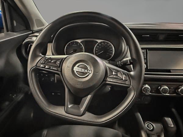 Nissan Kicks S 2023-13