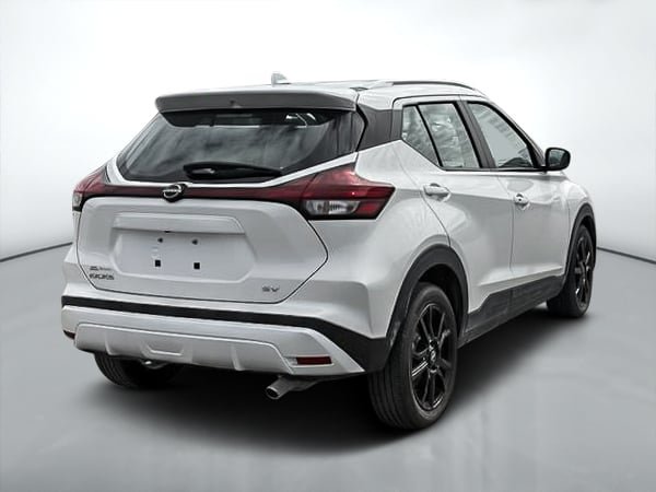 Nissan Kicks SV 2023-2