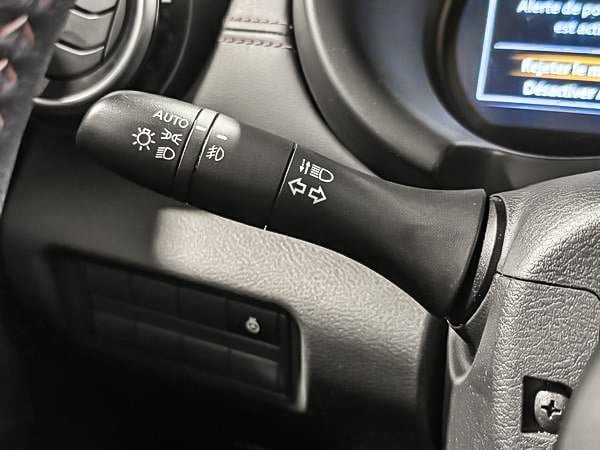 Nissan Kicks SR 2023-16