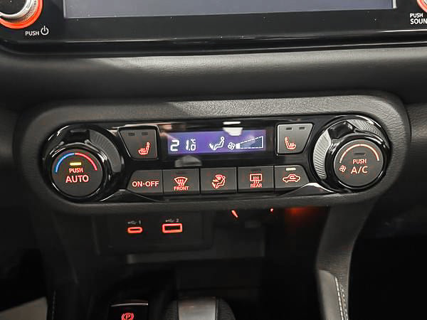 Nissan Kicks SR 2023-21