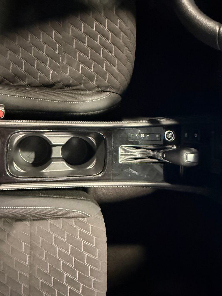Nissan Kicks SV 2023-23