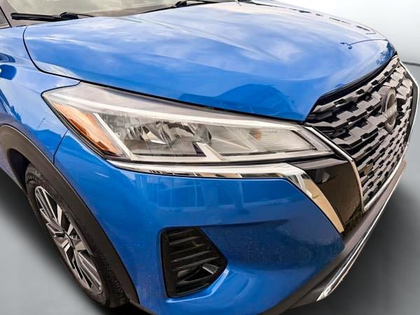 Nissan Kicks SV 2023-9