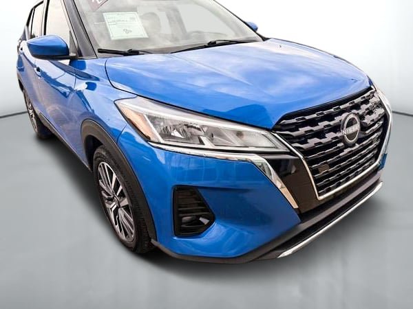 Nissan Kicks SV 2023-8
