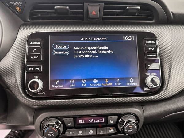 Nissan Kicks SV 2023-22