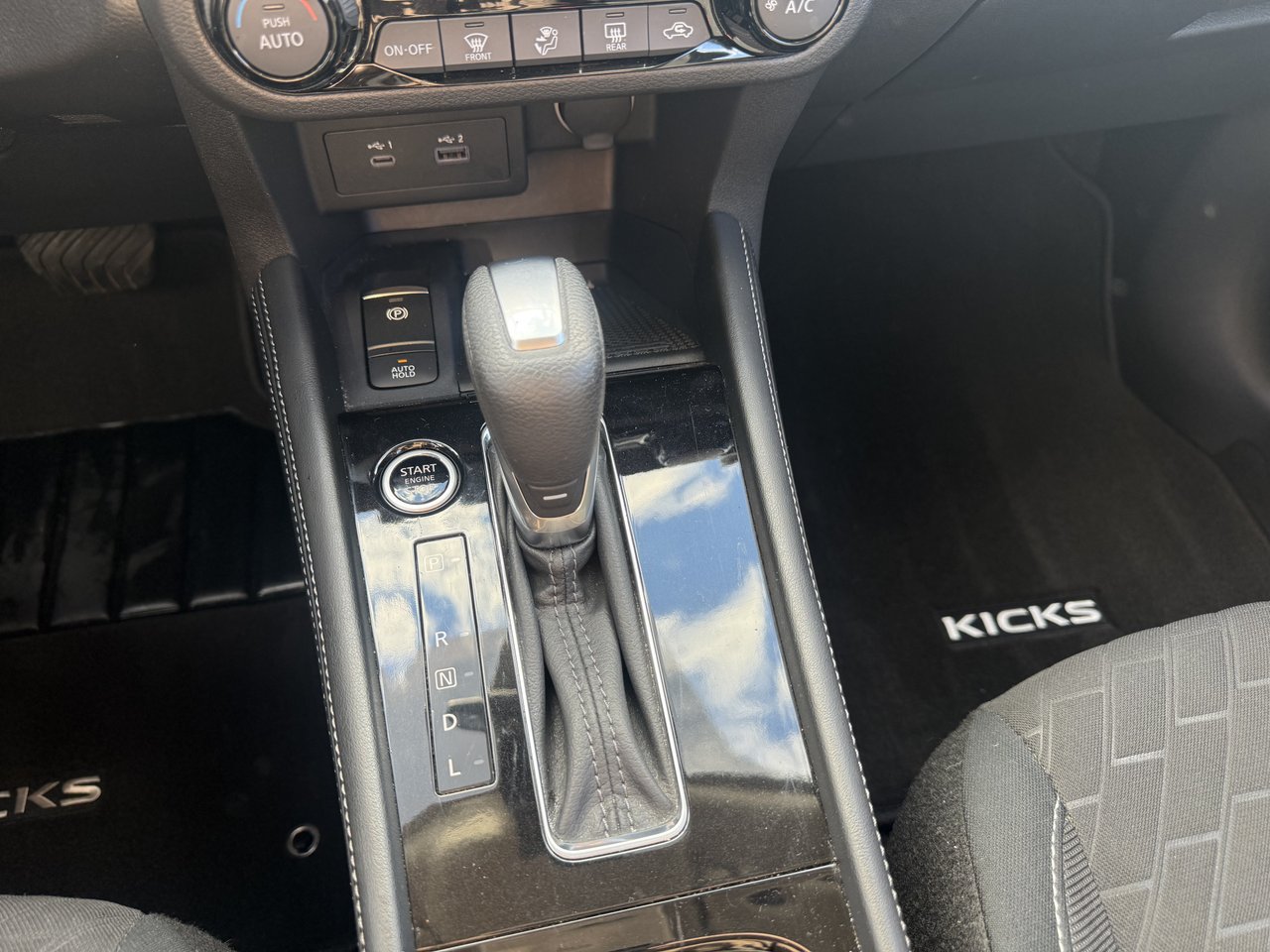 2024 Nissan Kicks SV-13