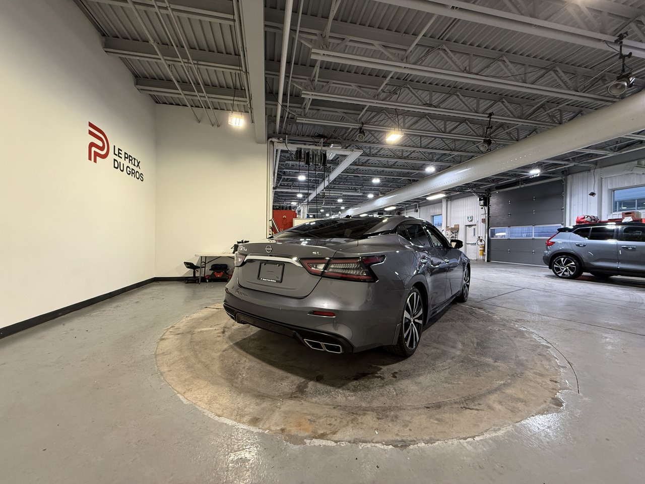 2023 Nissan Maxima SL-4