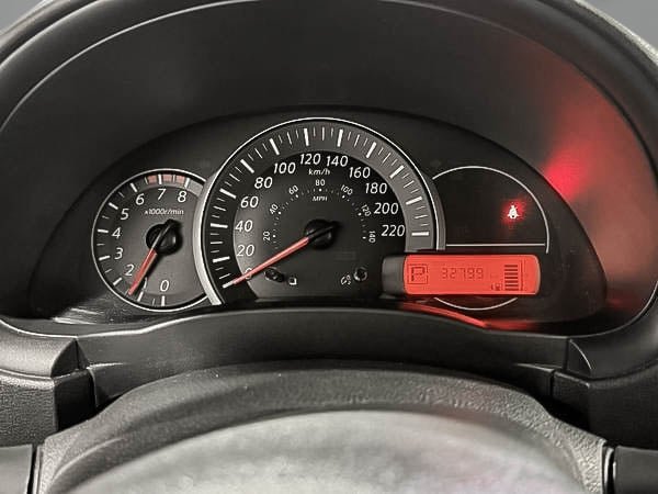 Nissan Micra SV 2016-18