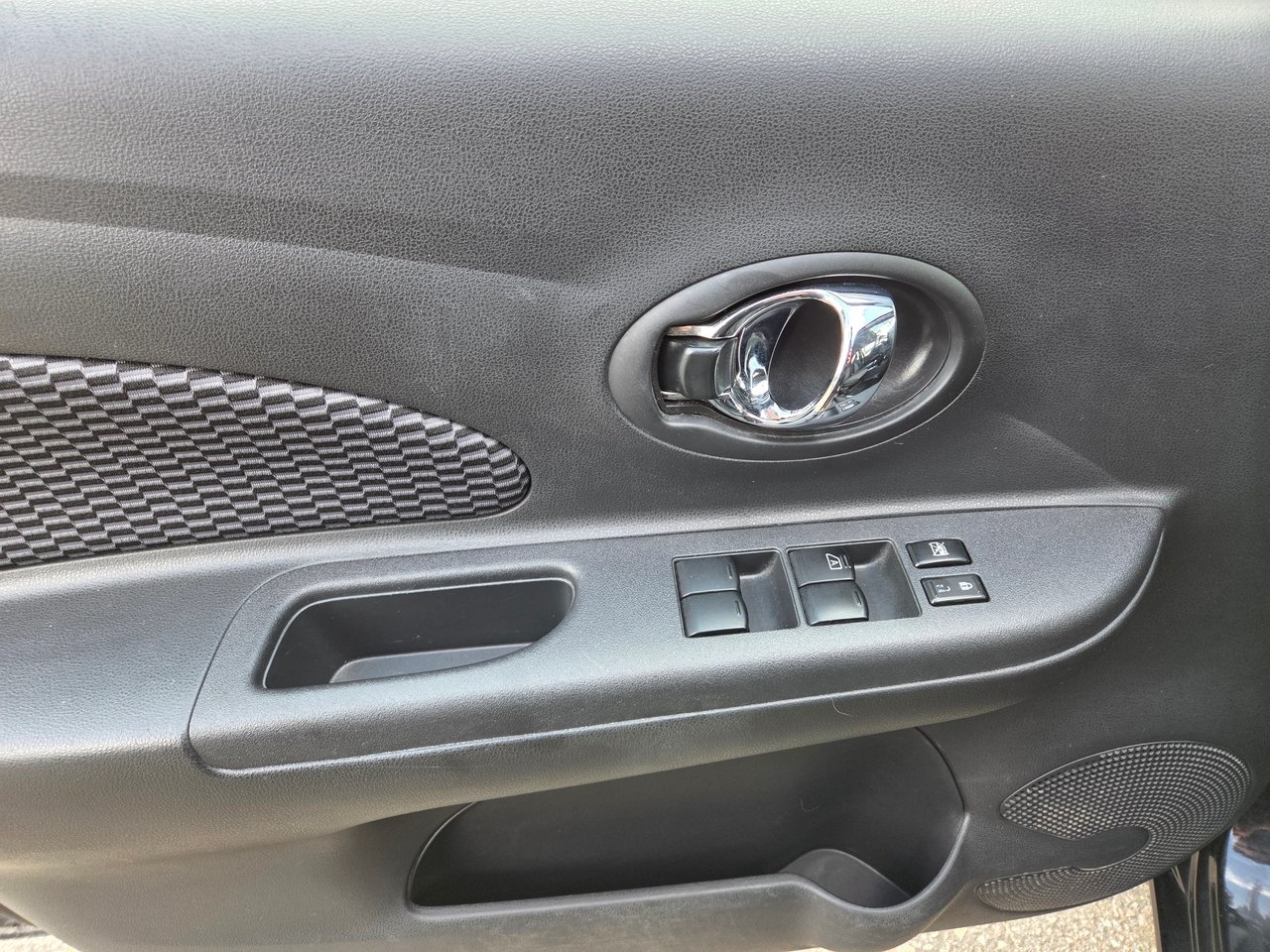 Nissan Micra SV 2019-9