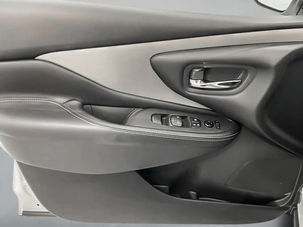 Nissan Murano SV AWD 2021-9