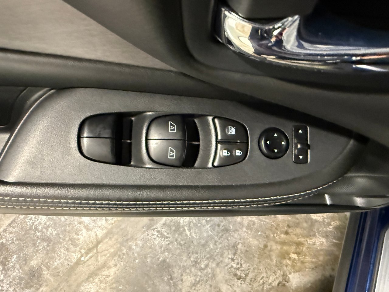 Nissan Murano SV TI 2021-12