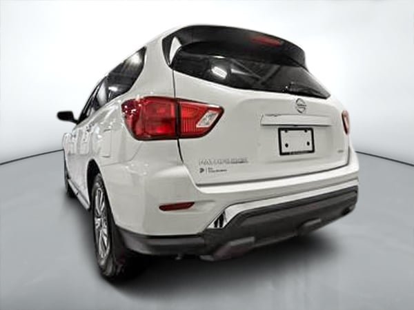 2018 Nissan Pathfinder S-4