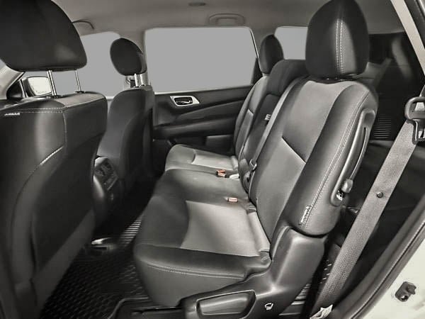 2018 Nissan Pathfinder S-23