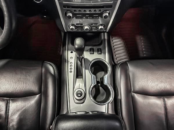 Nissan Pathfinder SL 2018-24