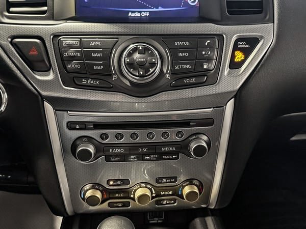 Nissan Pathfinder SL 2018-23