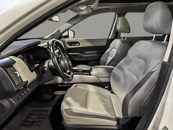 2022 Nissan Pathfinder SL-14