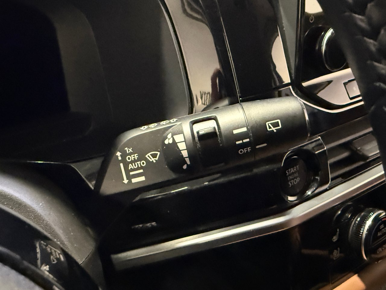 2025 Nissan Pathfinder Platinum-20