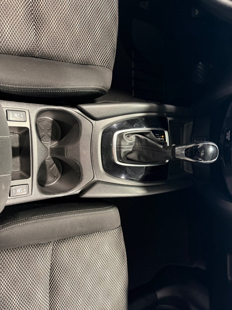 Nissan Qashqai SV 2017-24