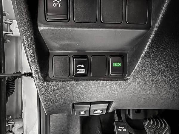 2018 Nissan Qashqai S-12
