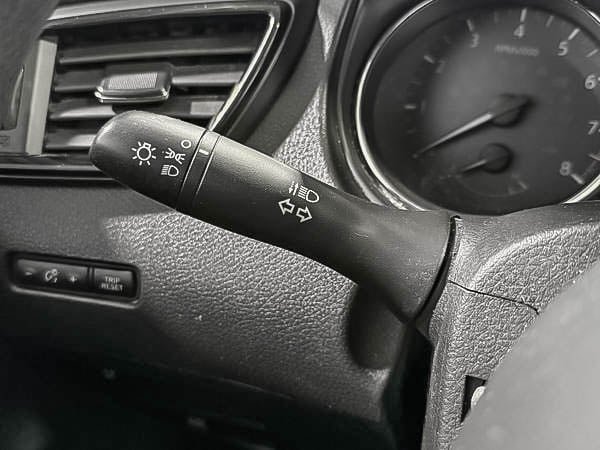2018 Nissan Qashqai S-17