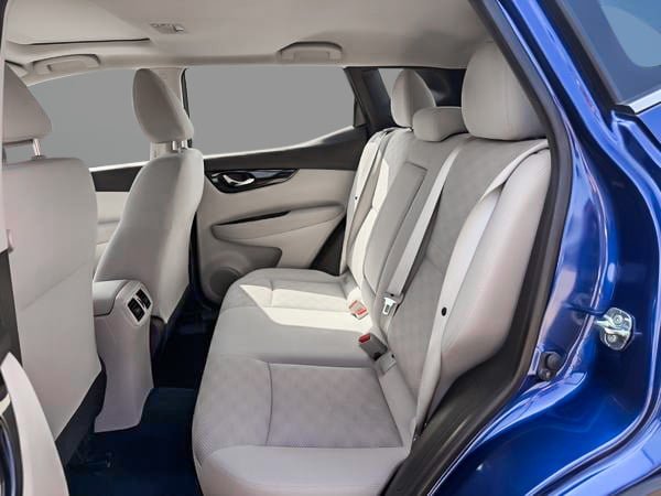 2018 Nissan Qashqai SV FWD-28