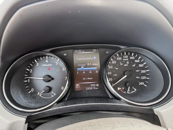 2018 Nissan Qashqai SV FWD-24