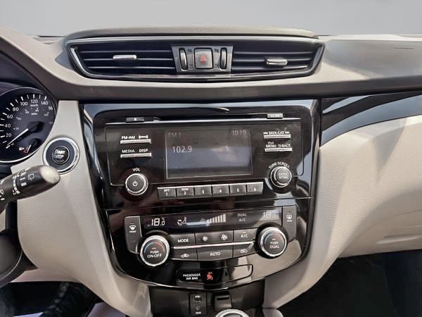 2018 Nissan Qashqai SV FWD-20