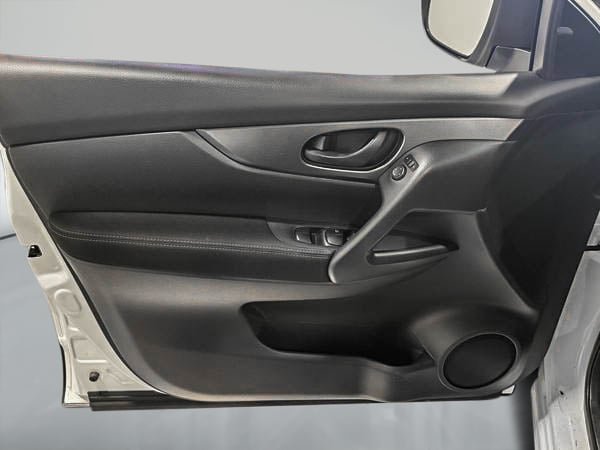2019 Nissan Qashqai S-10