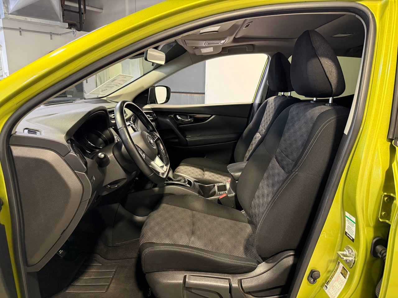 Nissan Qashqai SV 2020-14