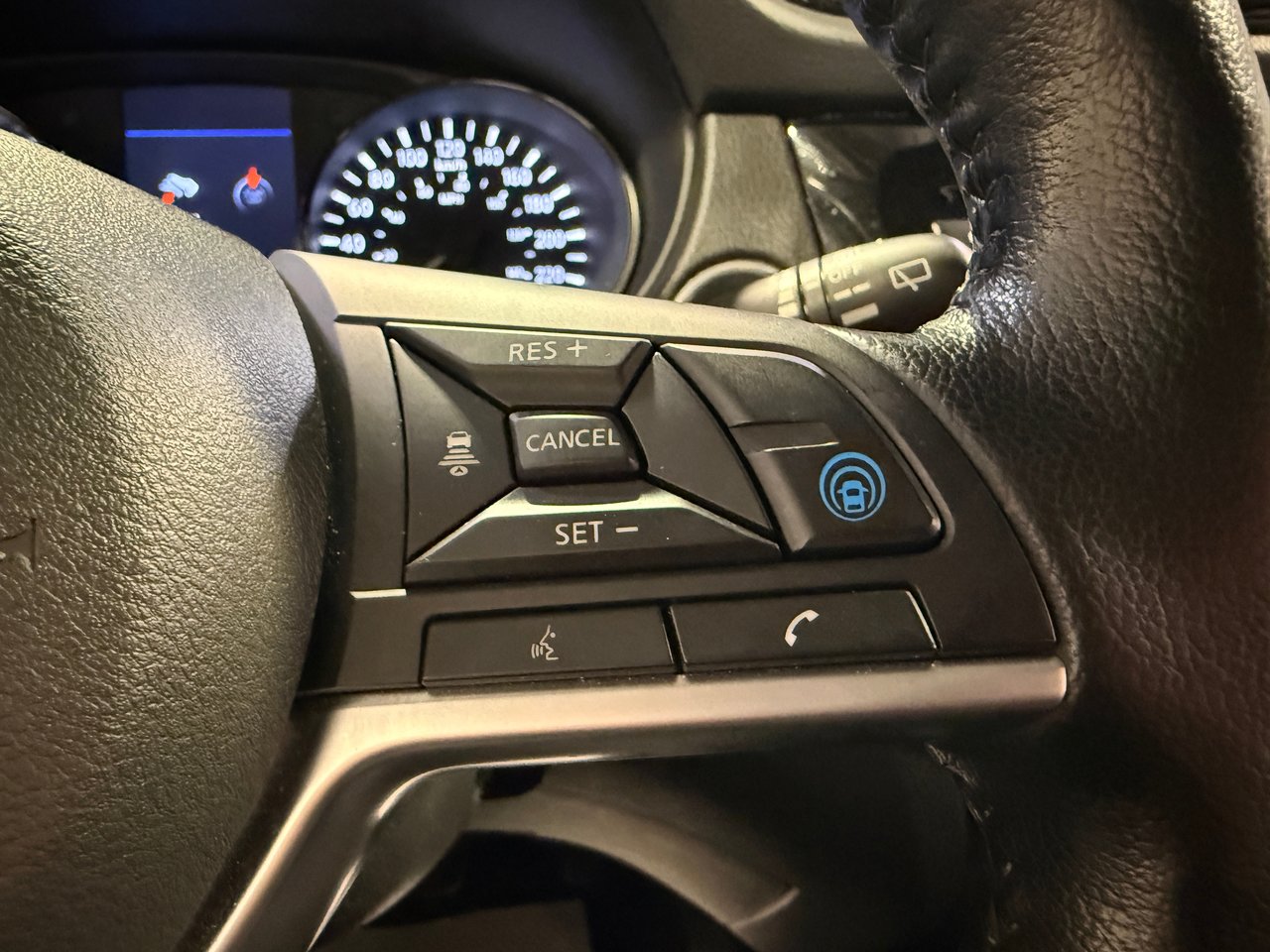 2021 Nissan Qashqai SV-17