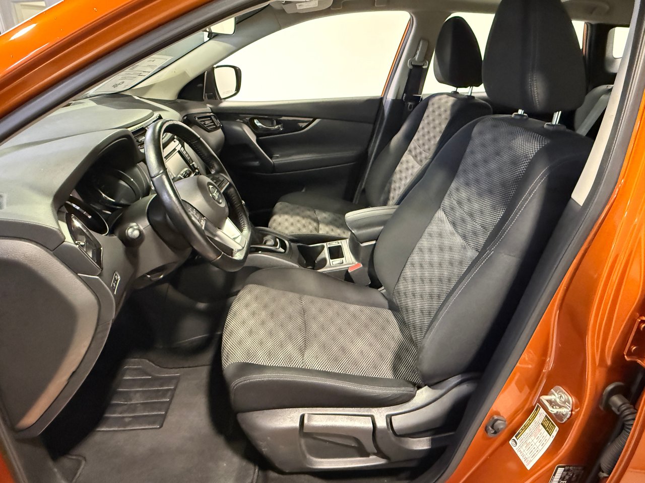 2021 Nissan Qashqai SV-14