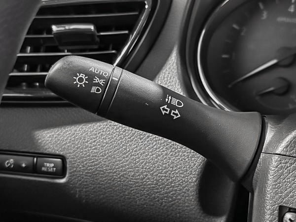 2023 Nissan Qashqai S-17