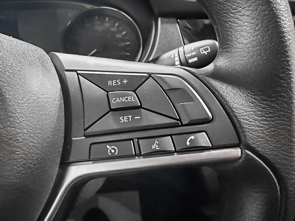 2023 Nissan Qashqai S-16