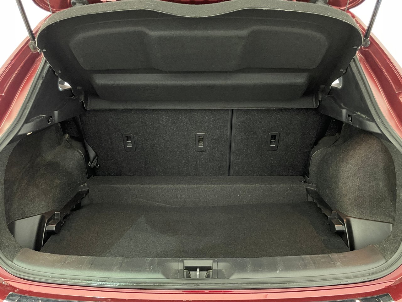2023 Nissan Qashqai SV AWD-25