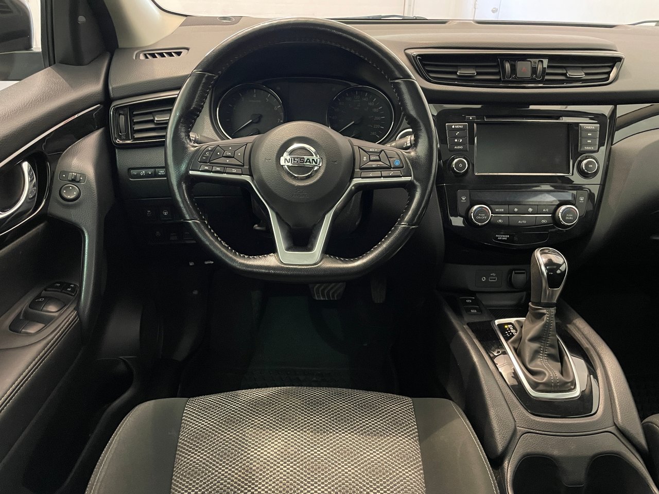 2023 Nissan Qashqai SV AWD-8