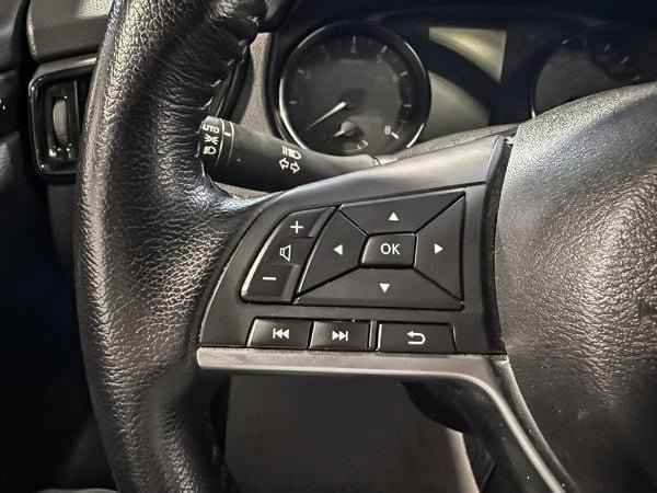 2023 Nissan Qashqai SV-16