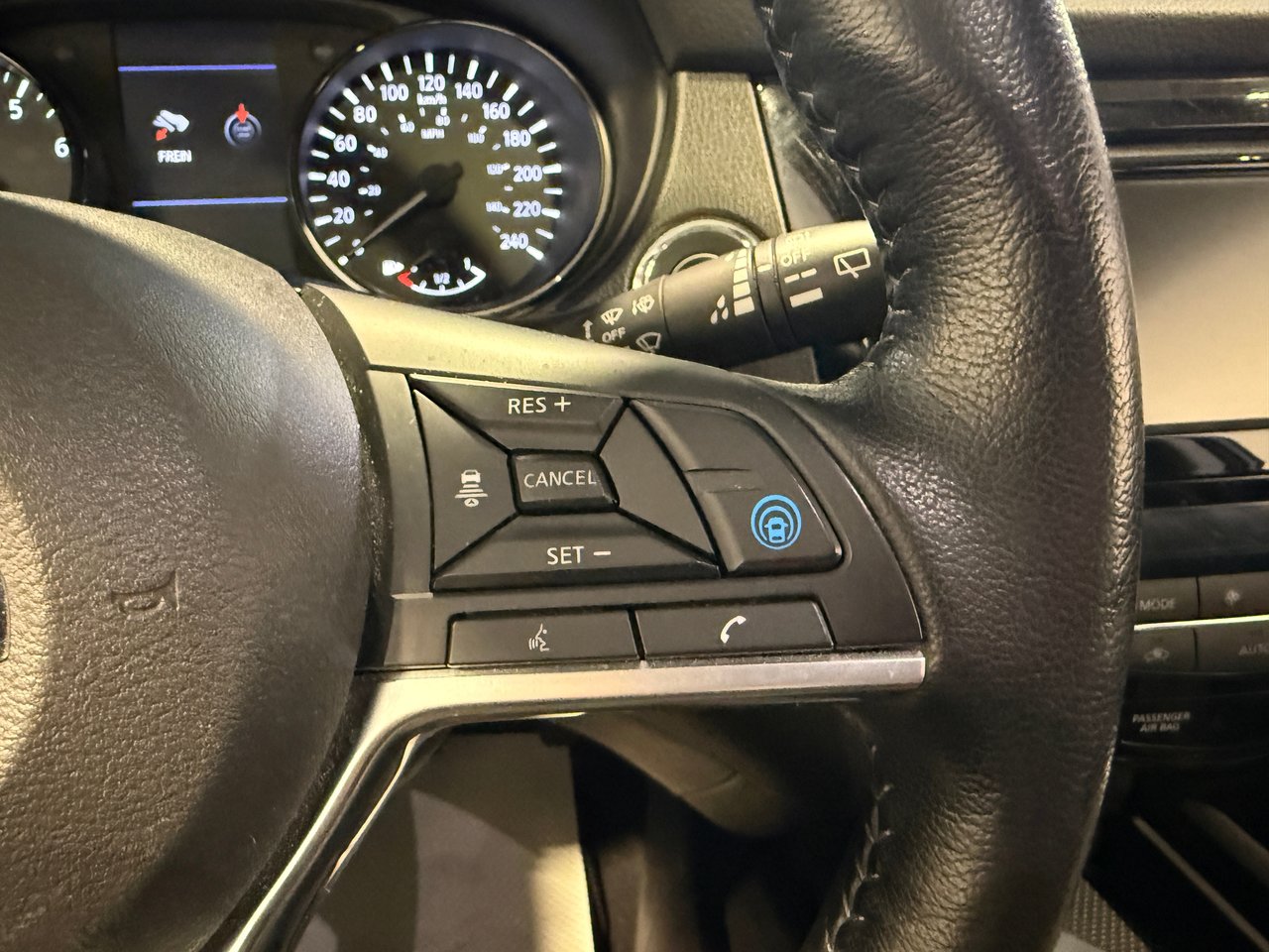 2023 Nissan Qashqai SV-17
