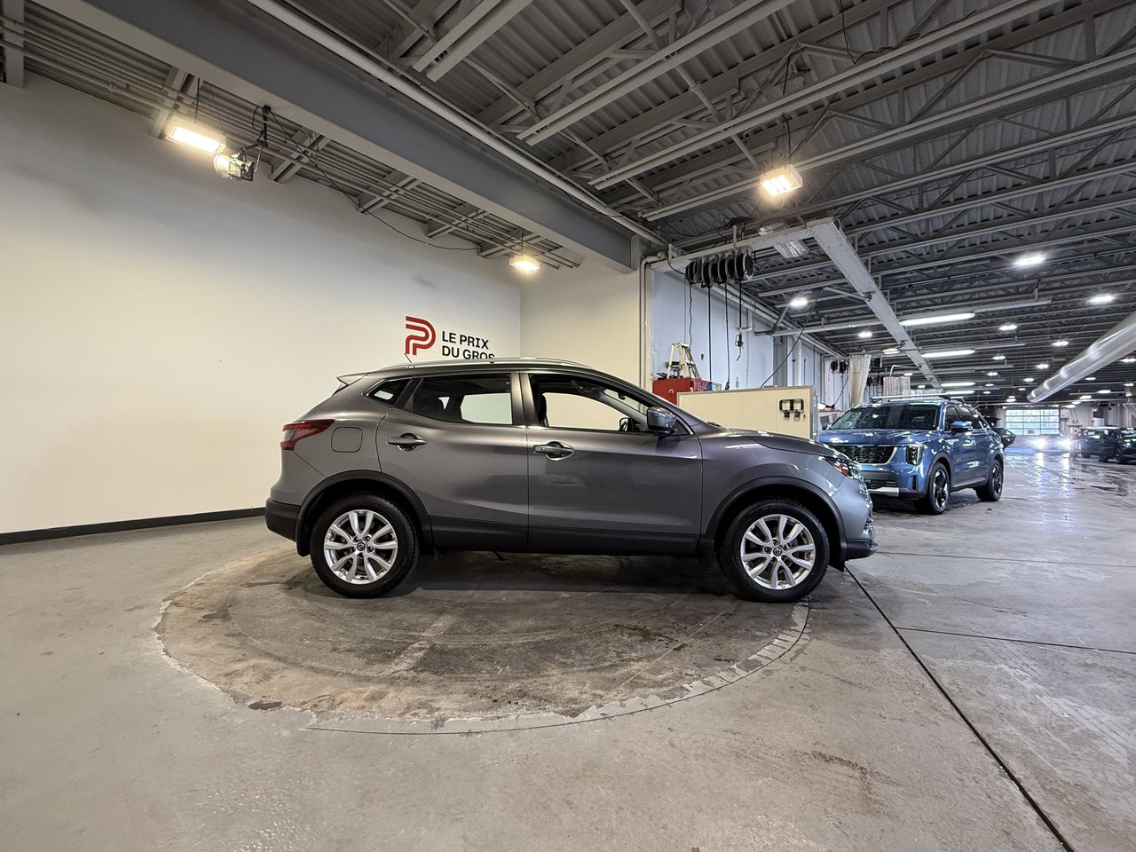 2023 Nissan Qashqai SV-1