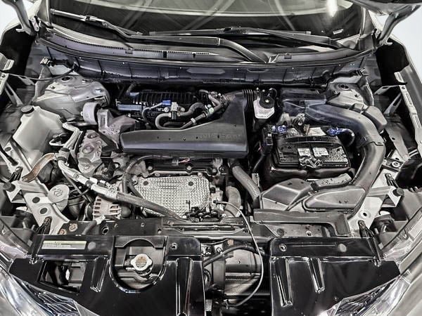 2016 Nissan Rogue S-26