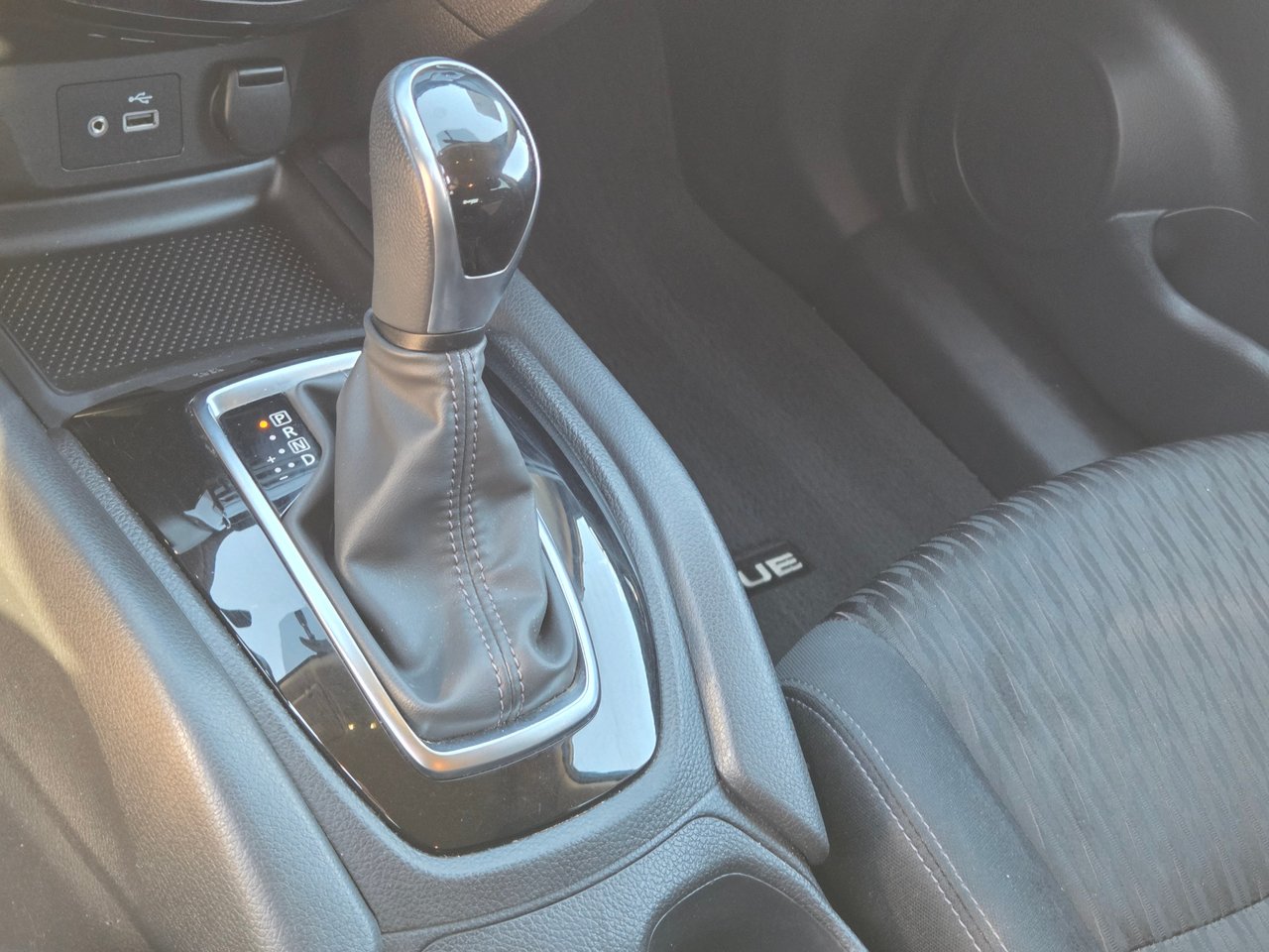 2019 Nissan Rogue SV-15