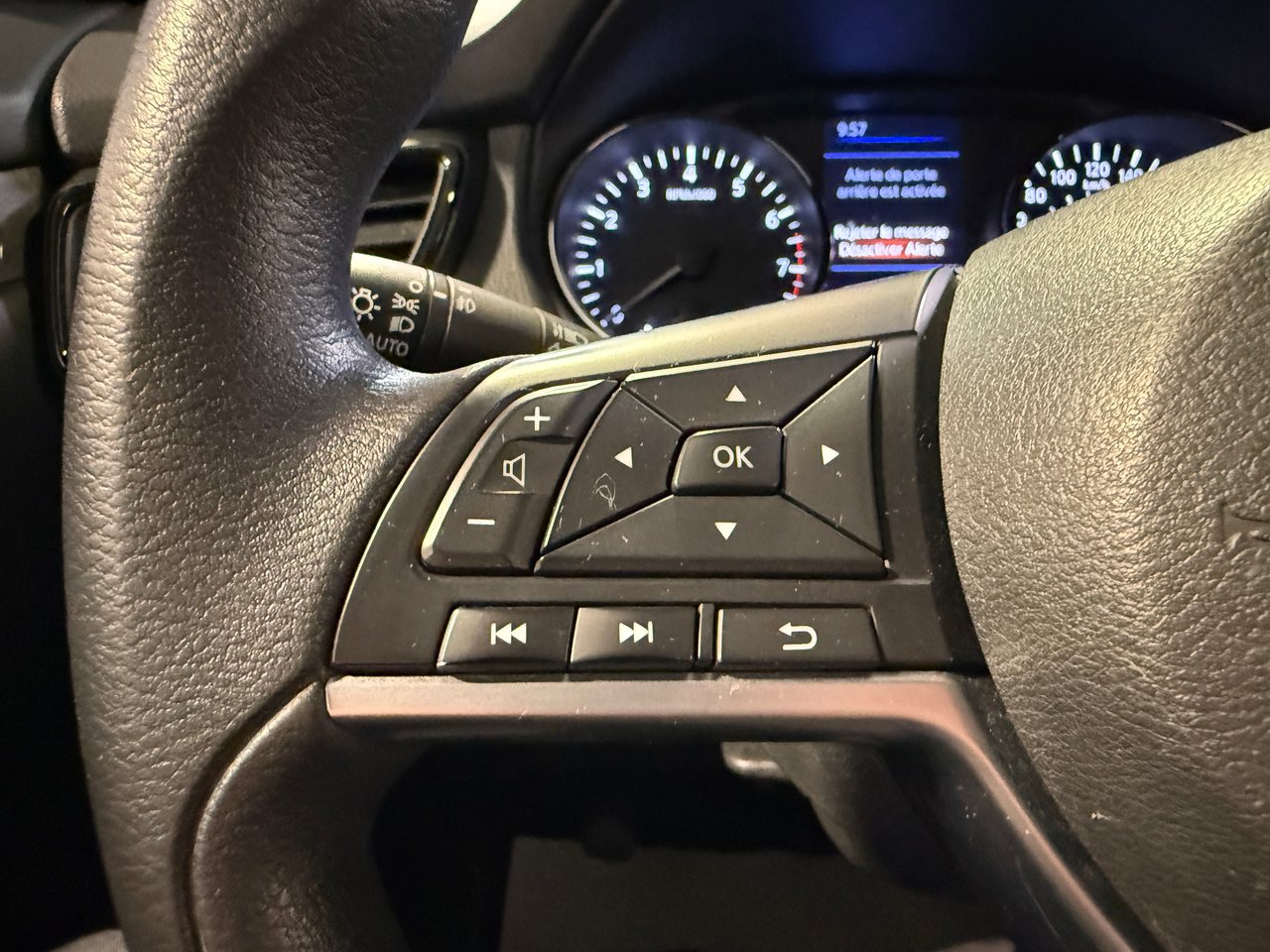 2019 Nissan Rogue SV-16