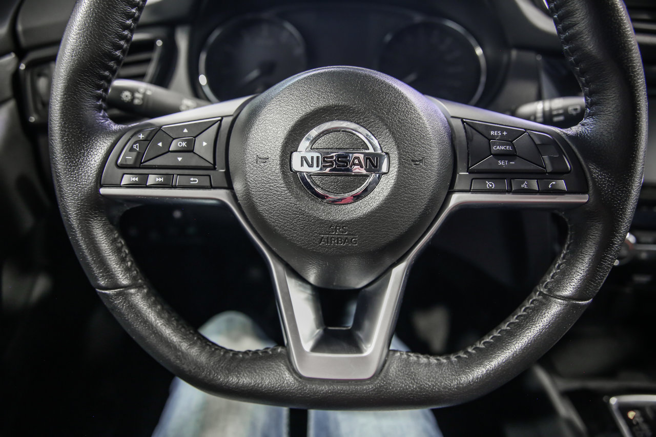 Nissan Rogue s 2020-13