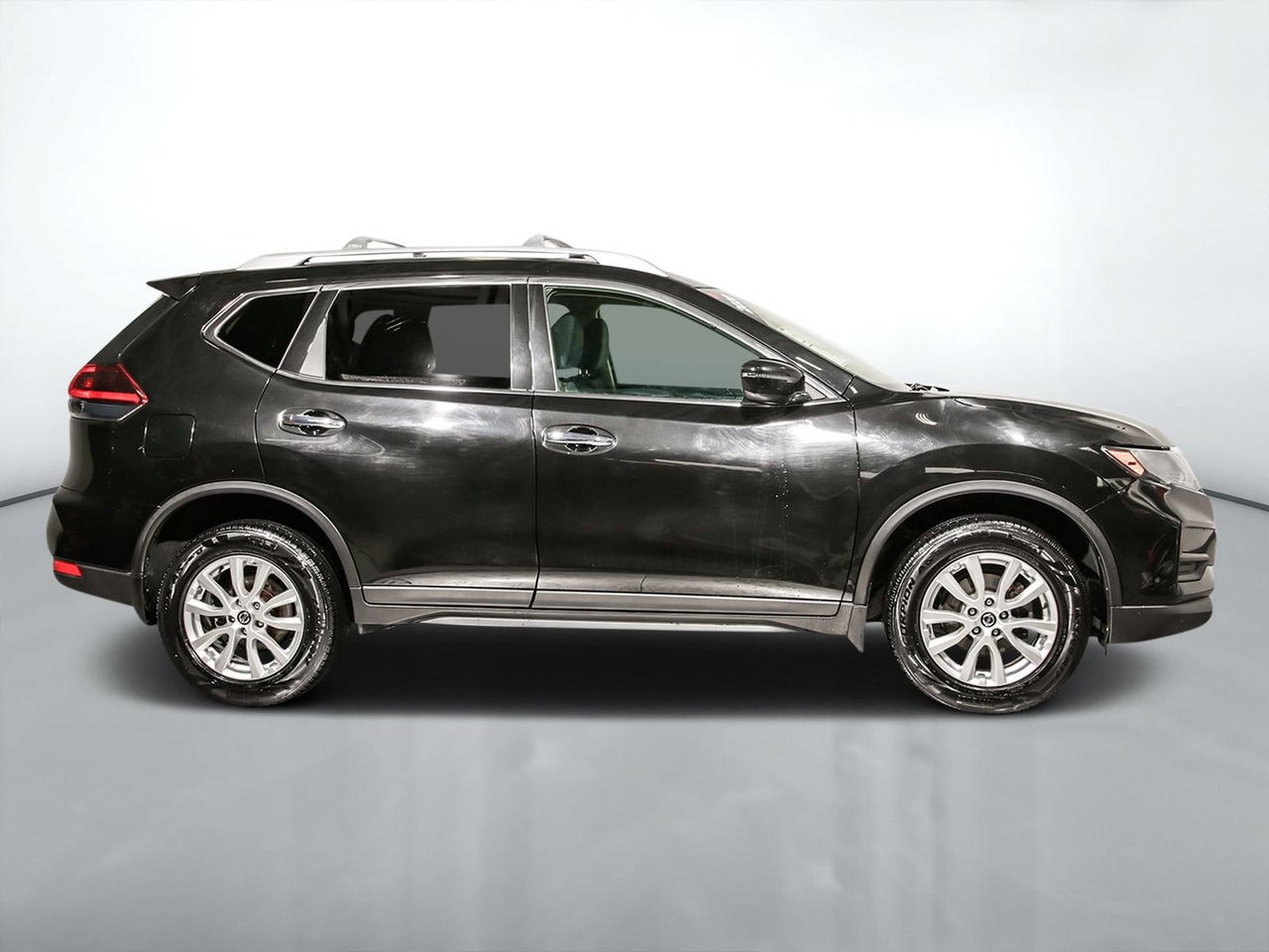 Nissan Rogue s 2020-1