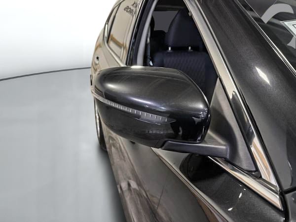 Nissan Rogue S 2020-8